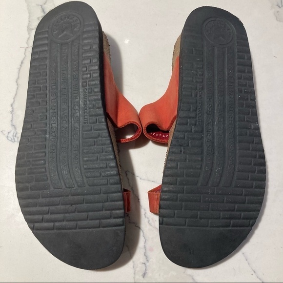 MEPHISTO SZ 40 Helen Leather Toe Wrap  Buckle Comfort Sandals - Picture 7 of 10